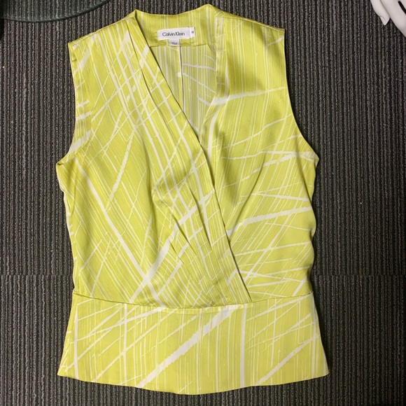 Calvin klein sleeveless top - Picture 2 of 2